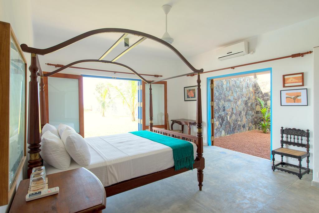 Villa Atulya At Ocean'S Edge มิริสซา ภายนอก รูปภาพ