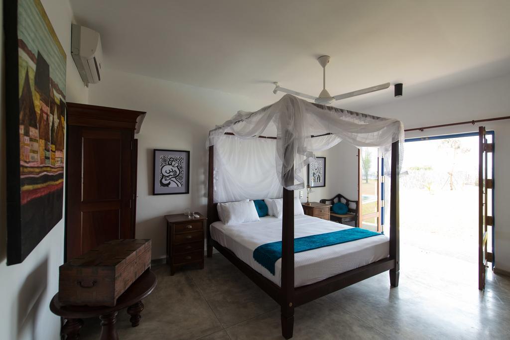 Villa Atulya At Ocean'S Edge มิริสซา ภายนอก รูปภาพ