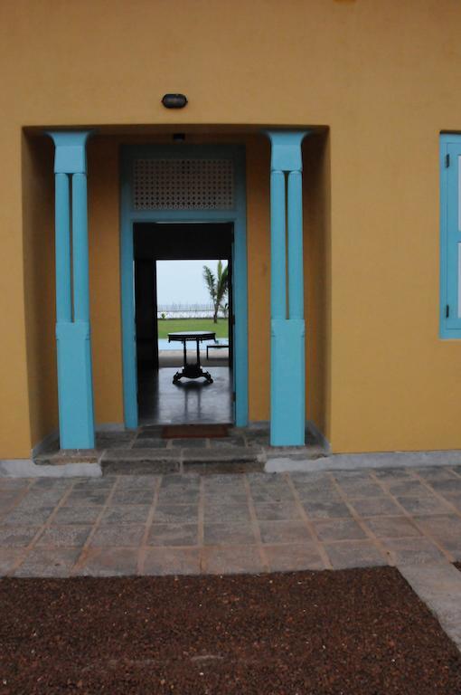 Villa Atulya At Ocean'S Edge มิริสซา ภายนอก รูปภาพ
