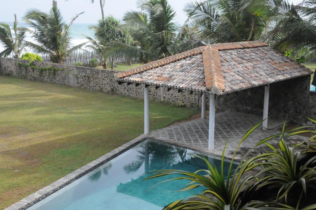 Villa Atulya At Ocean'S Edge มิริสซา ภายนอก รูปภาพ