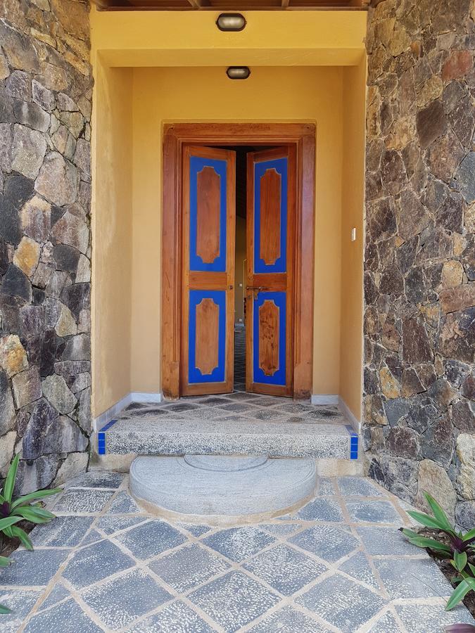 Villa Atulya At Ocean'S Edge มิริสซา ภายนอก รูปภาพ